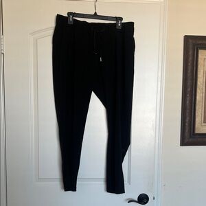 Women’s Black Drawstring Jogger Pants